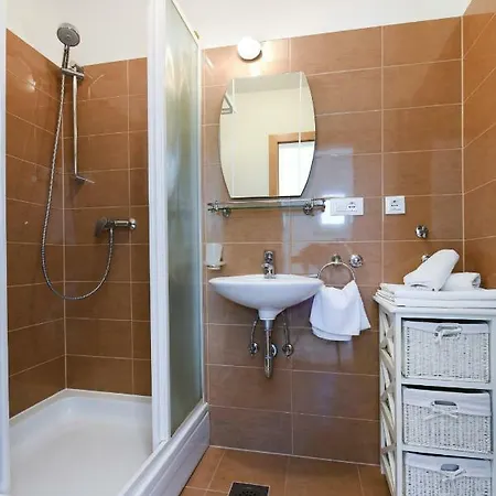 فيلة Origano Zadarvillas *